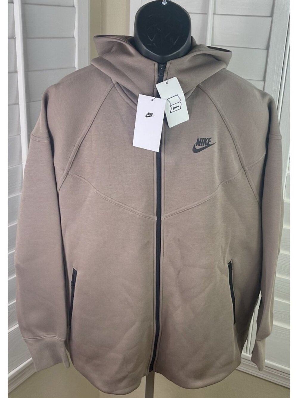 Nike Sportswear Tech Fleece Windrunner Mink Brown FZ Hoodie FB8340-233, Women 2X